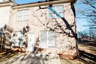 5570 Lightheart Ct, Suwanee, GA 30024 - Photo 16