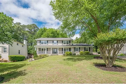 4923 Buckline Crossing, Dunwoody, GA 30338 - Photo 2