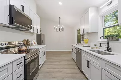 2490 Stoney Brook Lane NE, Marietta, GA 30062 - Photo 6