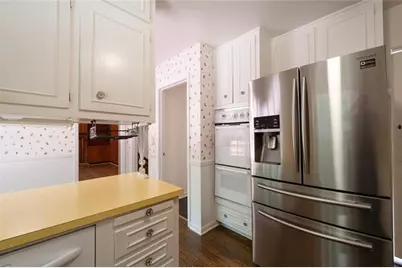 92 Brandon Ridge Drive, Sandy Springs, GA 30328 - Photo 6
