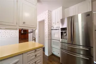 92 Brandon Ridge Dr, Sandy Springs, GA 30328 - Photo 6