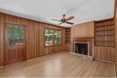 92 Brandon Ridge Drive, Sandy Springs, GA 30328 - Photo 10