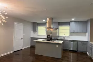 3539 Embry Cir, Atlanta, GA 30341 - Photo 6