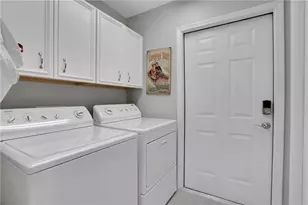 6105 Malloway Ct, Cumming, GA 30041 - Photo 20