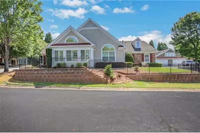 6105 Malloway Court, Cumming, GA 30041 - Photo 32