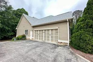 235 Chandler Walk, Loganville, GA 30052 - Photo 4