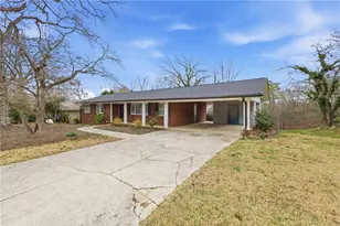 2176 Riverside Dr, Gainesville, GA 30501 - Photo 1