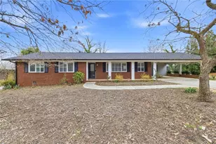 2176 Riverside Dr, Gainesville, GA 30501 - Photo 2
