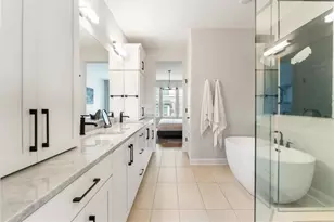 529 Broadview Ln NE, Atlanta, GA 30324 - Photo 12