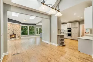 160 Grogans Landing, Atlanta, GA 30350 - Photo 14