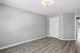 1203 Oakmont Ridge Dr, Lawrenceville, GA 30043 - Photo 22