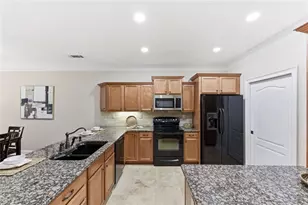 2826 Fox Wood Ln, Gainesville, GA 30504 - Photo 6