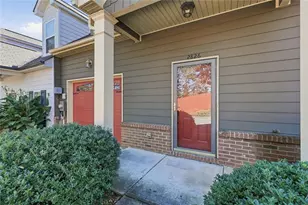 2826 Fox Wood Ln, Gainesville, GA 30504 - Photo 2