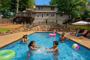 3699 Dunwoody Club Dr, Atlanta, GA 30350 - Photo 2
