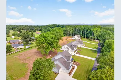 8135 Heardsville Court, Cumming, GA 30028 - Photo 4