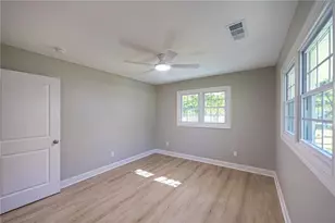 1914 Derrill Dr, Decatur, GA 30032 - Photo 10