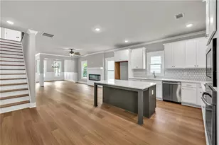 231 E Marable St, Monroe, GA 30655 - Photo 8