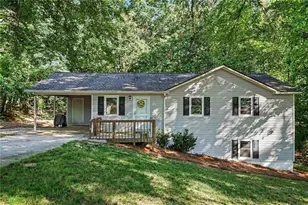 2262 Everett Ct, Loganville, GA 30052 - Photo 2