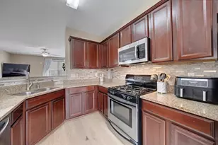 3557 Chattahoochee Summit Ln, Atlanta, GA 30339 - Photo 10