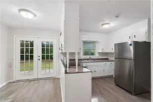 2620 Wiggins St, Lithonia, GA 30058 - Photo 6