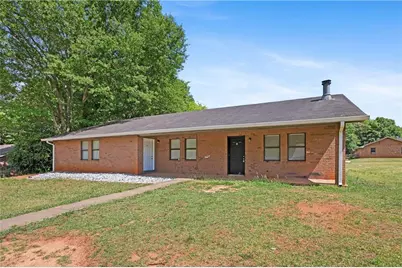 210 Tanglewood Lane #B, Monroe, GA 30656 - Photo 1