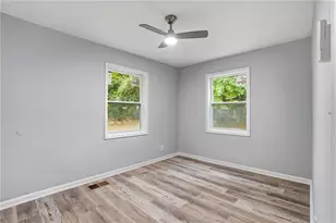 5160 Ellen St, Forest Park, GA 30297 - Photo 20