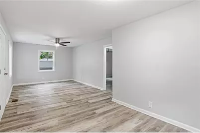 5160 Ellen Street, Forest Park, GA 30297 - Photo 10
