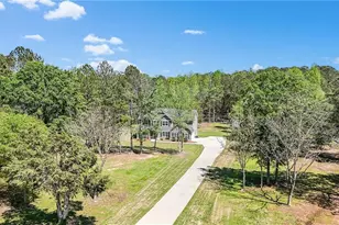 719 Fairview Rd, Brooks, GA 30205 - Photo 2