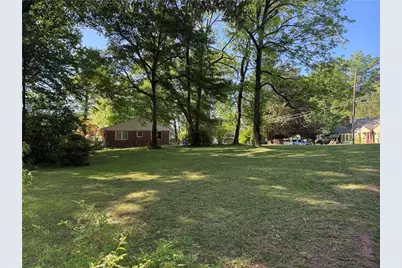 1061 Jolly Avenue, Clarkston, GA 30021 - Photo 12