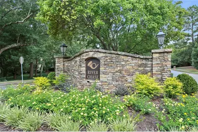 625 River Chase Point, Atlanta, GA 30328 - Photo 52