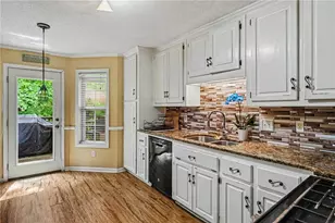306 Queensbury Walk, Acworth, GA 30102 - Photo 10