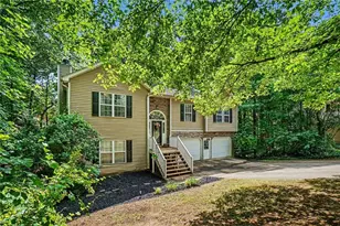 306 Queensbury Walk, Acworth, GA 30102 - Photo 2