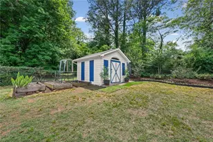 2497 Whites Mill Ln, Decatur, GA 30032 - Photo 32