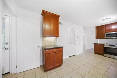 6542 Payton Woods Lane, Tucker, GA 30084 - Photo 12