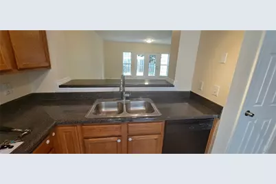 4330 Park Gate Drive, Atlanta, GA 30344 - Photo 6