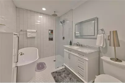 2075 Clairmeade Valley Road NE, Atlanta, GA 30329 - Photo 10