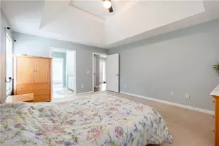 727 8 Point Ct, Suwanee, GA 30024 - Photo 18