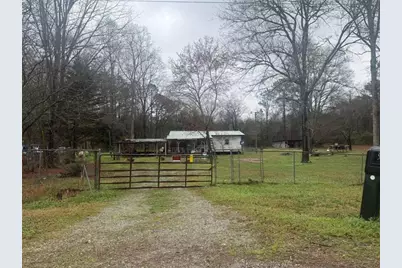 515 Hillside Way, Maysville, GA 30558 - Photo 1