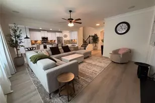 838 Pine Ln, Lawrenceville, GA 30043 - Photo 6