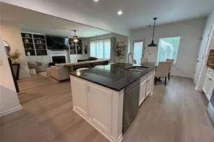 838 Pine Ln, Lawrenceville, GA 30043 - Photo 10