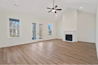 8340 Creekside Overlook Drive, Gainesville, GA 30506 - Photo 10