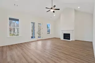 8340 Creekside Overlook Dr, Gainesville, GA 30506 - Photo 10