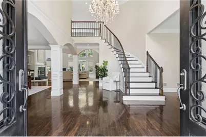245 Plantation Way, Roswell, GA 30075 - Photo 4
