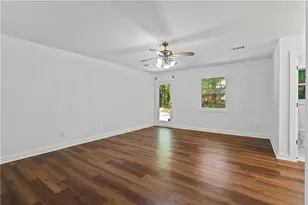 5132 Winterberry Dr, Stone Mountain, GA 30088 - Photo 16