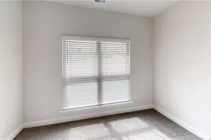 1027 Holliday Pass, Griffin, GA 30223 - Photo 12