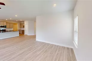 1027 Holliday Pass, Griffin, GA 30223 - Photo 4