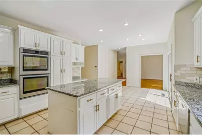 802 Eastside Pointe, Woodstock, GA 30189 - Photo 6