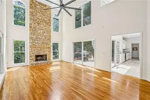 802 Eastside Pointe, Woodstock, GA 30189 - Photo 4