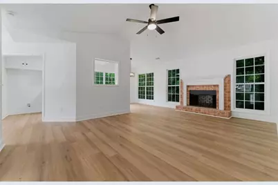 515 Ashland Manor Drive, Lawrenceville, GA 30045 - Photo 2