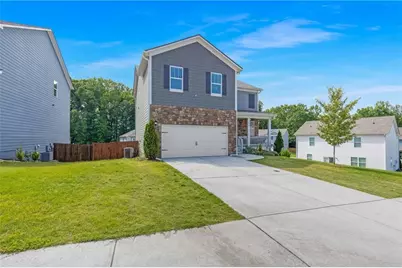 575 Walnut Grove Way, Pendergrass, GA 30567 - Photo 2